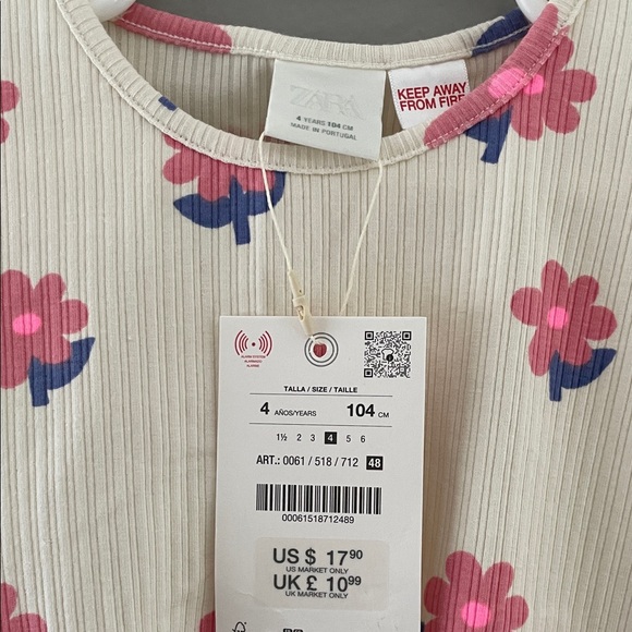 🌸Zara Cream Floral Kids Tee - Picture 3 of 3